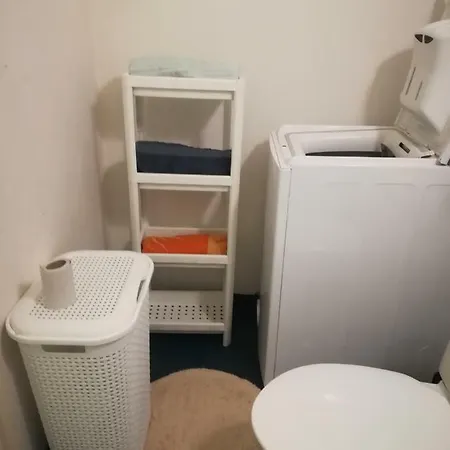 1комн.квартира,у метро,тц, парк. Near The Metro, Park, Shopping Center *